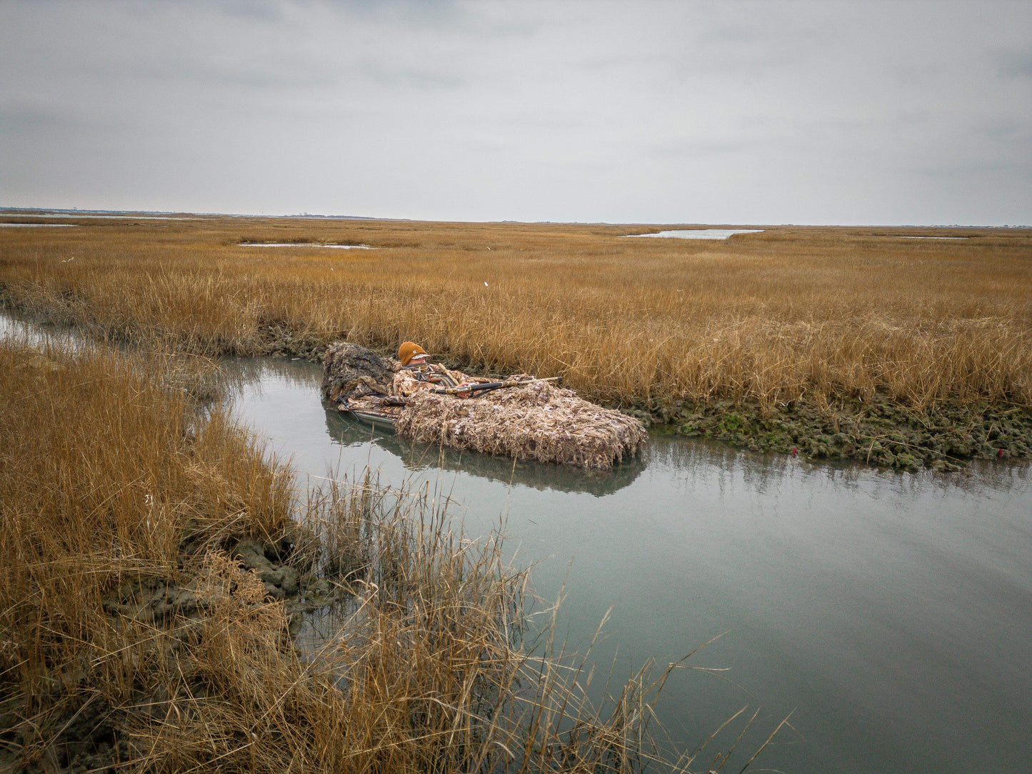 Water Feather Concealment System