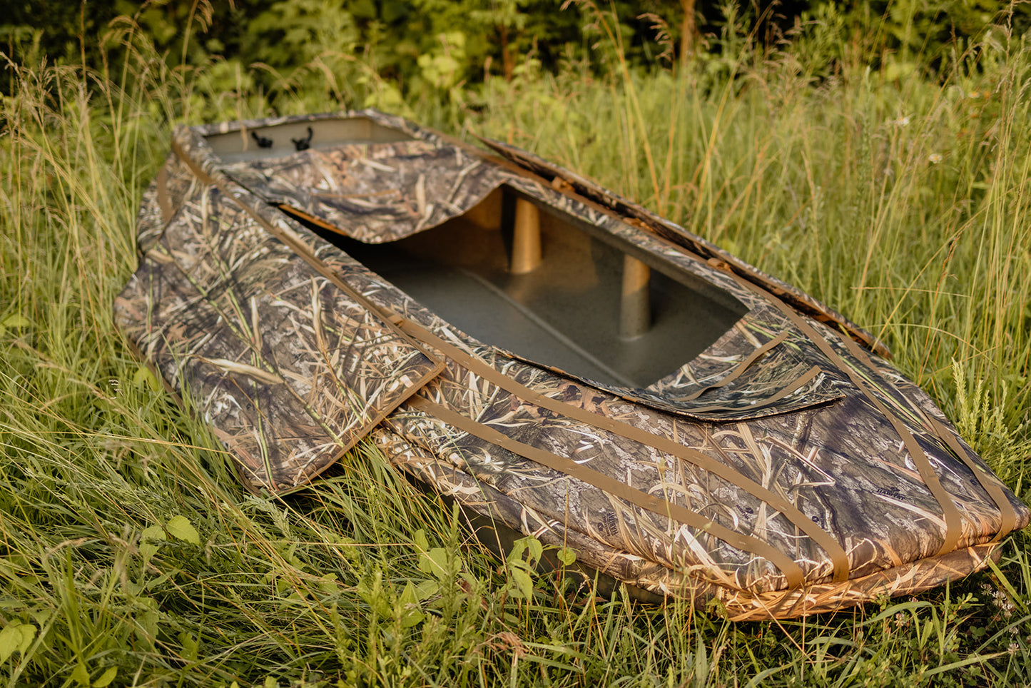 Water Feather Concealment System