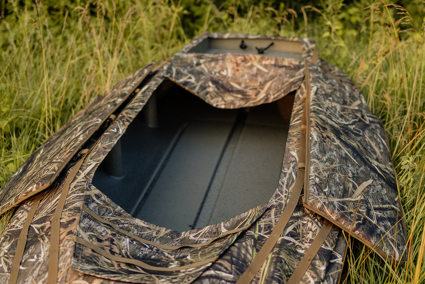 Water Feather Concealment System