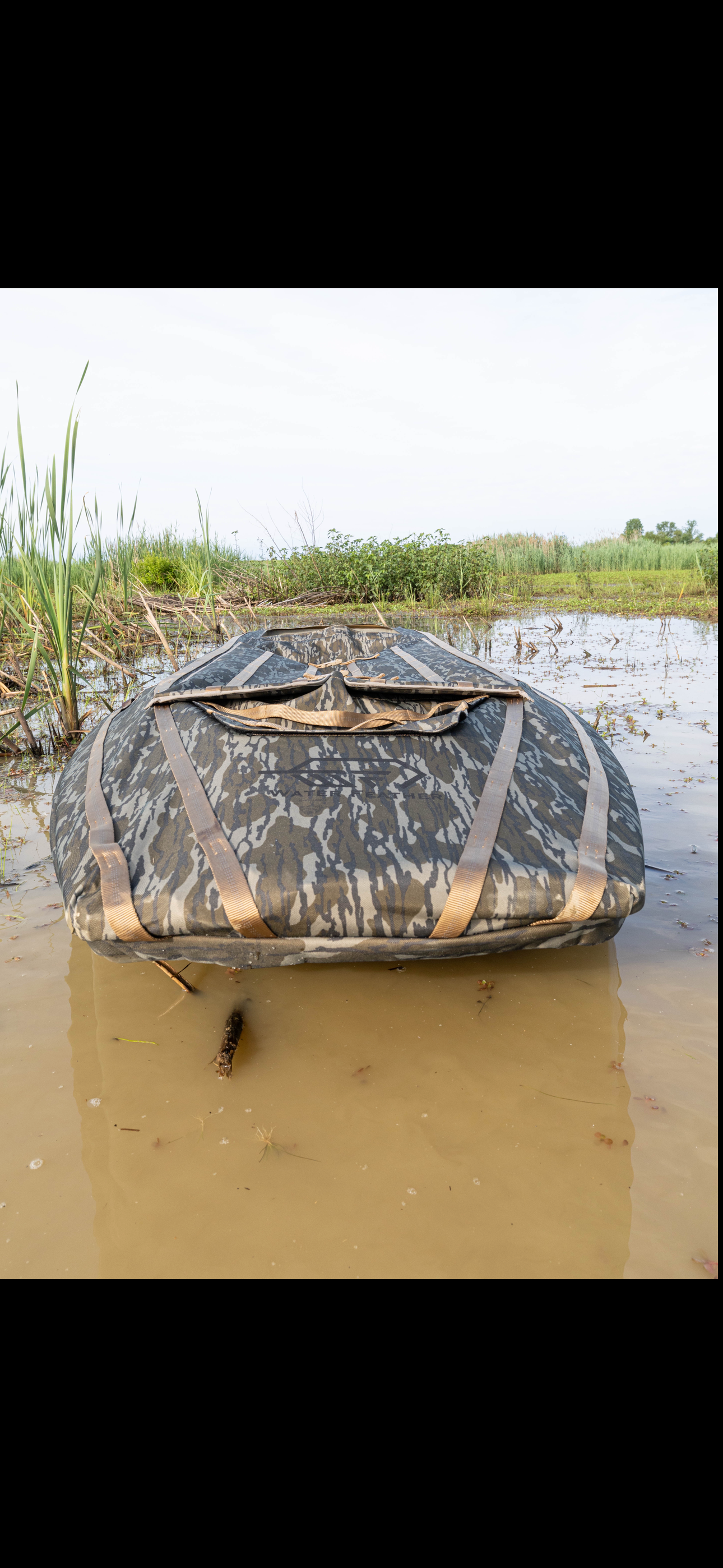 Mossy Oak Bottomland Concealment System (Pre-Order)