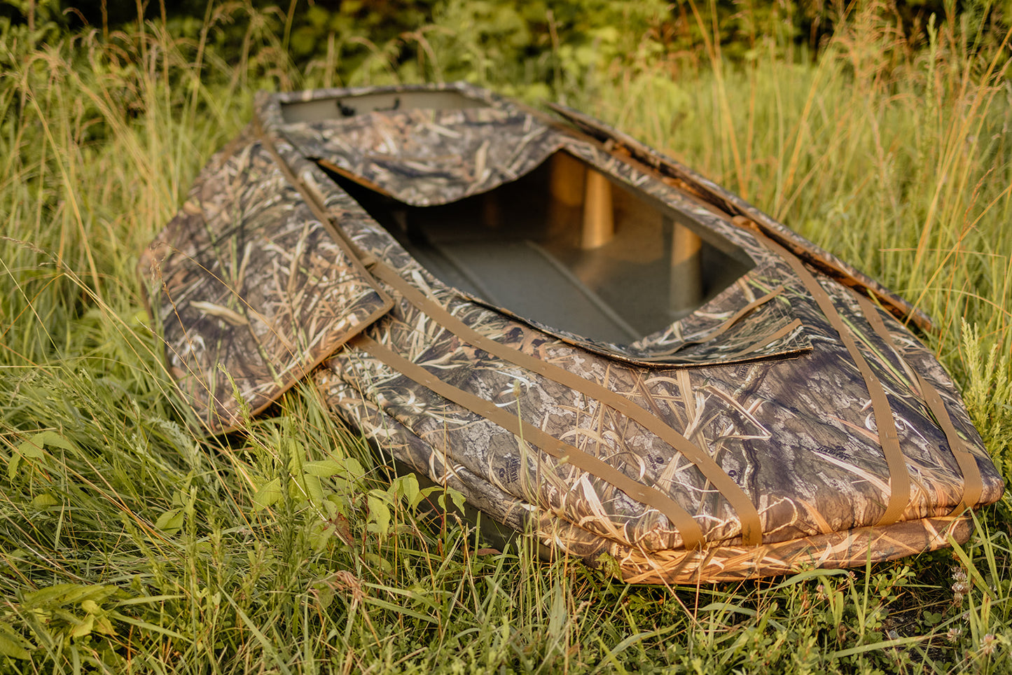 Water Feather Concealment System